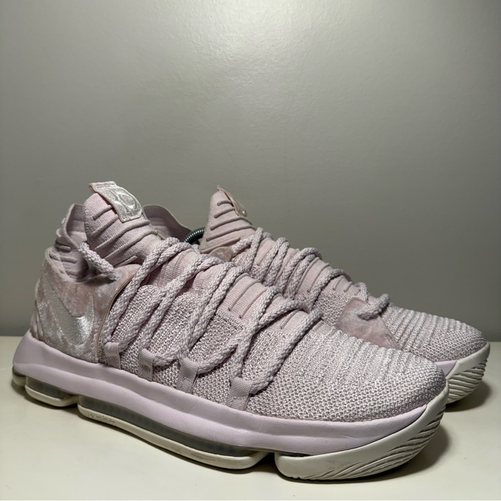 Nike KD 10 Aunt Pearl Pink White Basketball Men’s Size 9.5 Mid Top Athletic